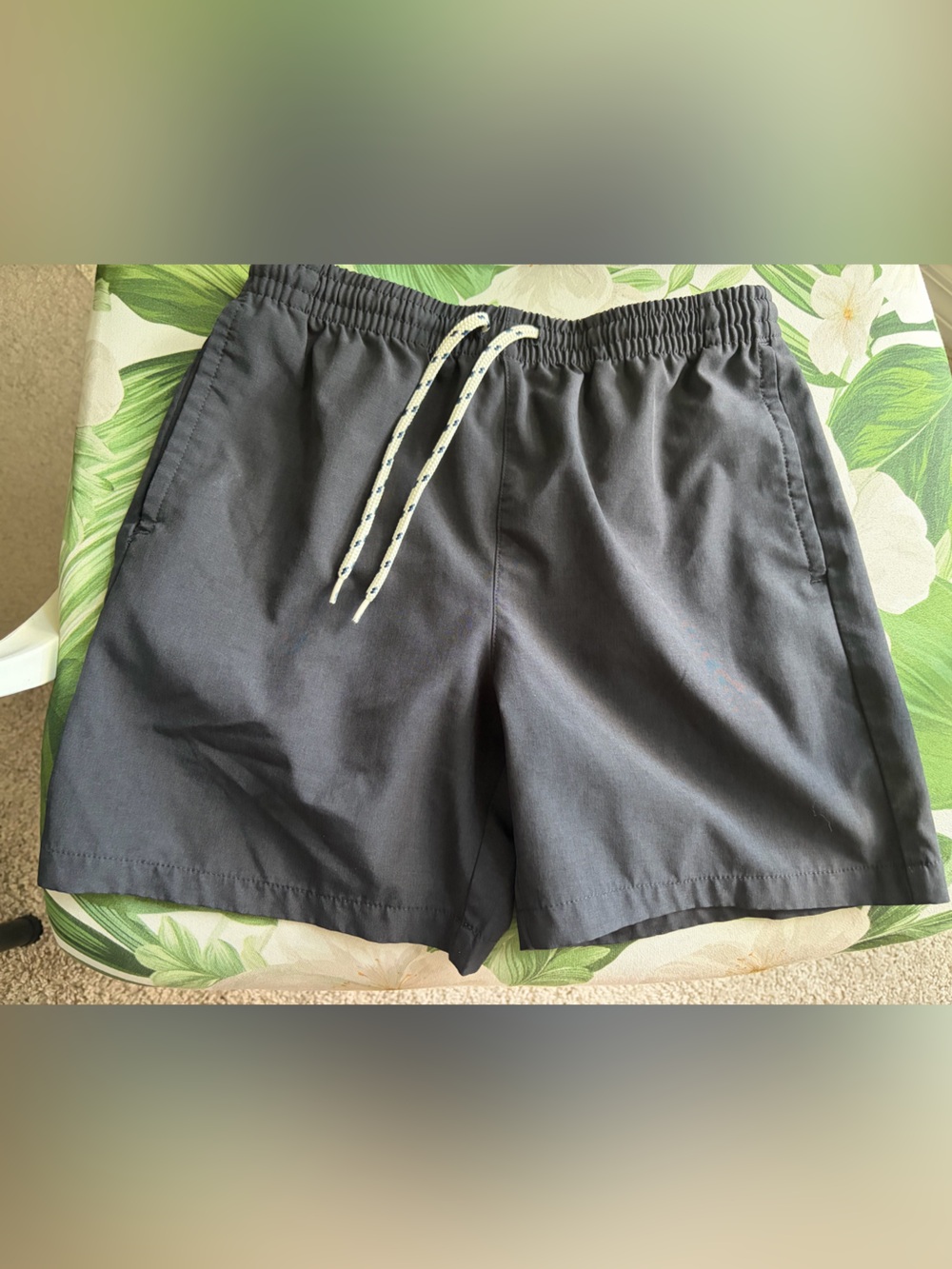 Class Club Charcoal Gray Quick Dry Shorts M 10/12
